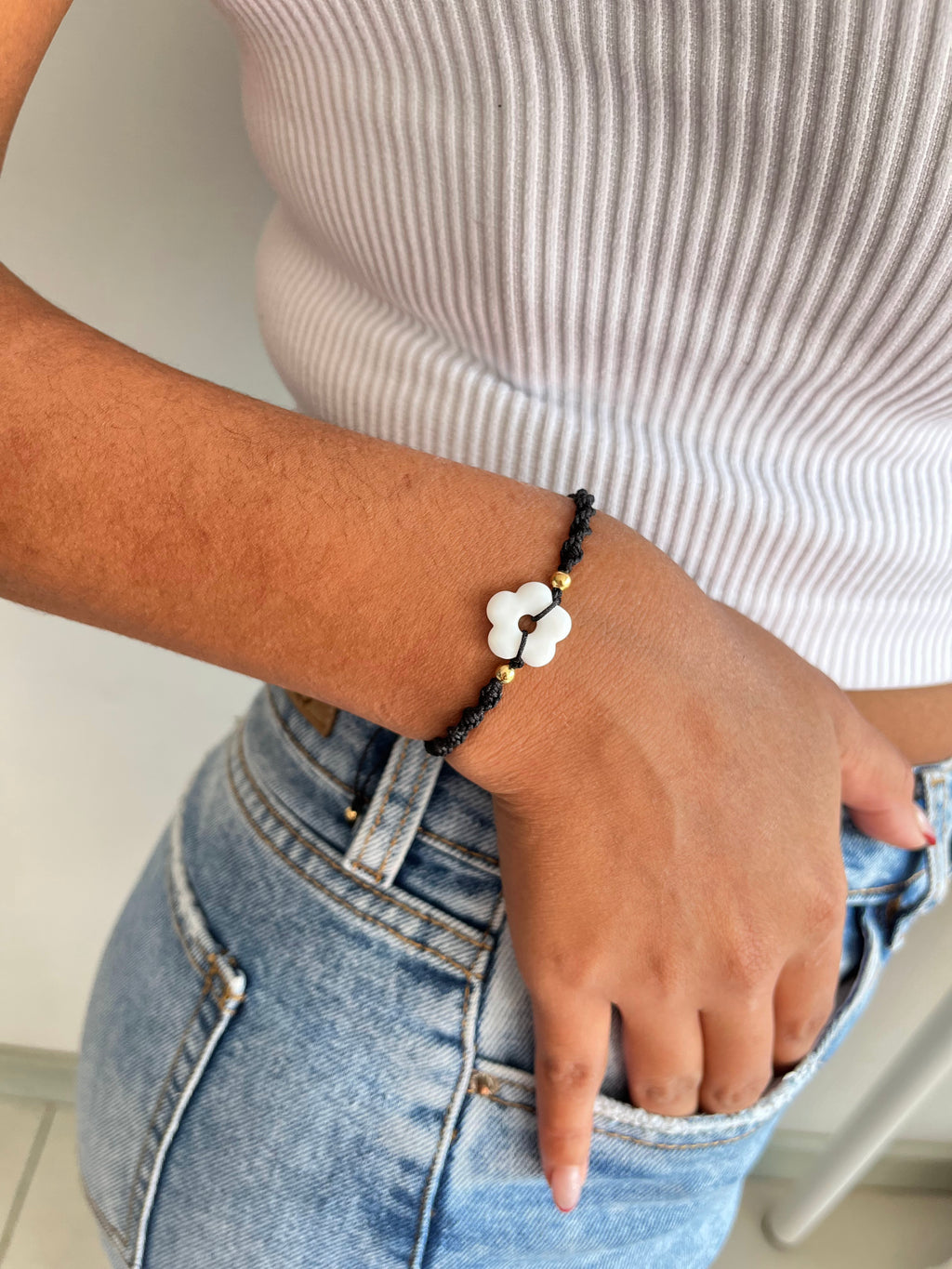 Set pulseras macramé " TRIO floral"